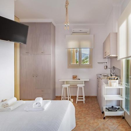 Nysa Residence Ménites Dış mekan fotoğraf